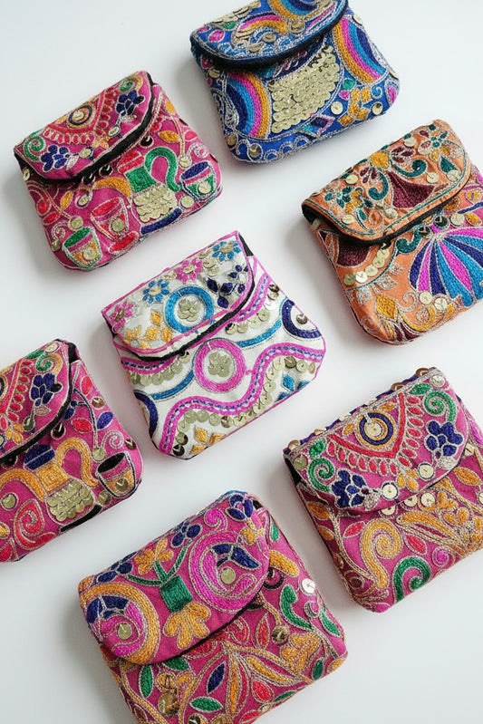 Traditioneel Pakistaans tasje met koord